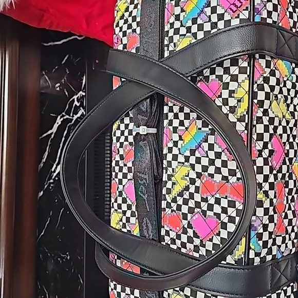 BETSEY JOHNSON BLACK/MULTICOLORED PIXEL SQUARE  CLOTH LUV BETSEY WEEKENDER - Picture 6 of 6